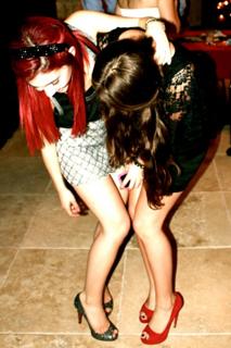 Ariana Grande feet photo thumbnail