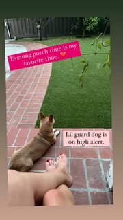 Angela Kinsey feet photo thumbnail