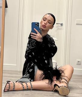 Olga Seryabkina feet photo thumbnail