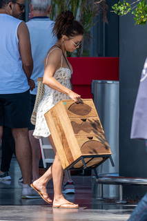 Eva Longoria feet photo thumbnail