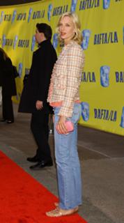 Uma Thurman feet photo thumbnail