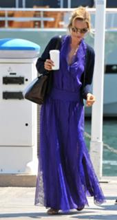 Uma Thurman feet photo thumbnail