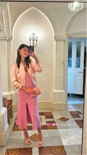 Phoebe Tonkin feet photo thumbnail