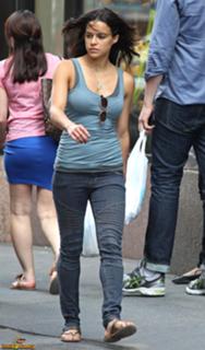 Michelle Rodriguez feet photo thumbnail