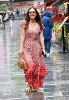 Myleene Klass feet photo thumbnail