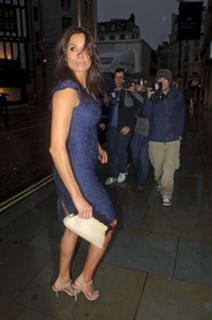 Melanie Sykes feet photo thumbnail