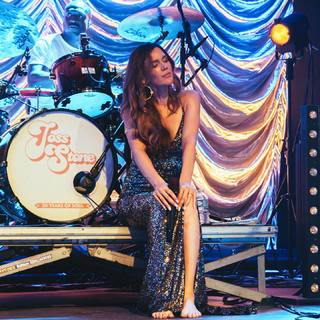 Joss Stone feet photo thumbnail