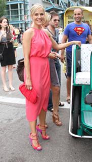 Julie Benz feet photo thumbnail