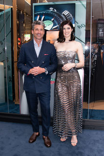 Alexandra Daddario feet photo thumbnail