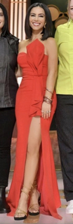 Claudia Lizaldi feet photo thumbnail