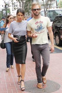 Nikki Reed feet photo thumbnail