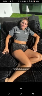 Natalie Noel Mariduena feet photo thumbnail