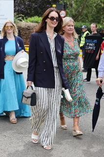 Lily James feet photo thumbnail