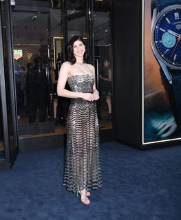 Alexandra Daddario feet photo thumbnail