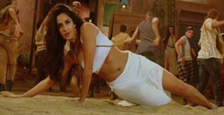 Katrina Kaif feet photo thumbnail