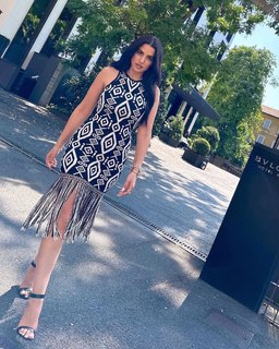 Dorra Zarrouk feet photo thumbnail