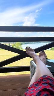 Malgorzata Kozuchowska feet photo thumbnail