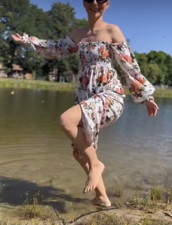 Paulina Sykut feet photo thumbnail
