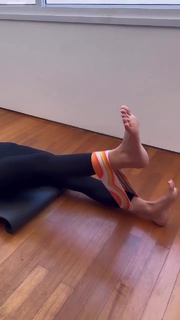 Bruna Marquezine feet photo thumbnail
