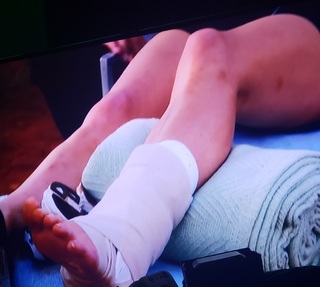 Lauren German feet photo 2