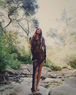 Megan Fox feet photo thumbnail