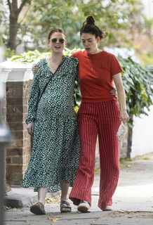 Rose Leslie feet photo 4