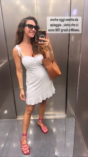 Melita Toniolo feet photo thumbnail