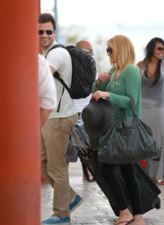 Lauren Conrad feet photo thumbnail