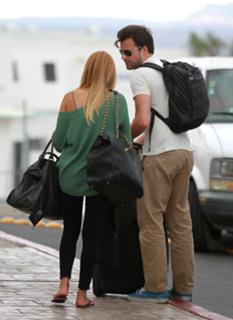 Lauren Conrad feet photo thumbnail