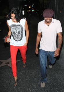 Angie Harmon feet photo thumbnail