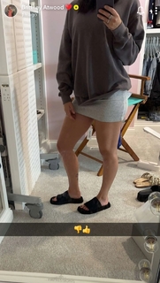 Brittney Smith feet photo thumbnail