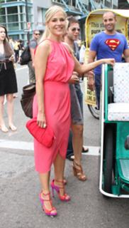 Julie Benz feet photo thumbnail