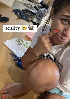 Joanna Jedrzejczyk feet photo thumbnail