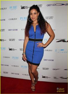 Jordin Sparks feet photo thumbnail