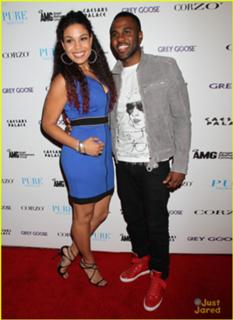 Jordin Sparks feet photo thumbnail