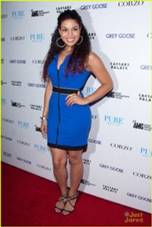 Jordin Sparks feet photo thumbnail