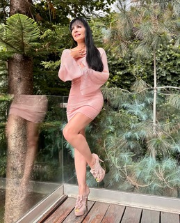 Maribel Guardia feet photo thumbnail