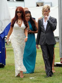 Amy Childs feet photo thumbnail