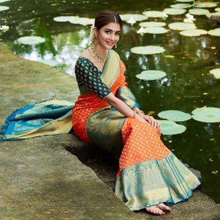 Pooja Hegde feet photo thumbnail
