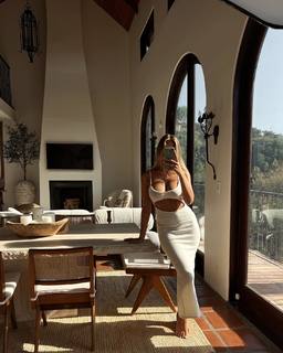 Kara Del Toro feet photo thumbnail