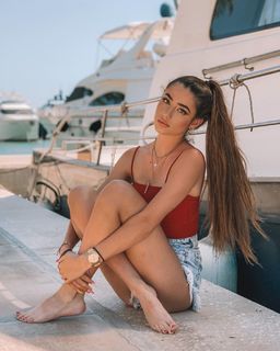 Lola Lolita feet photo 1