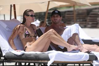 Nina Agdal feet photo thumbnail