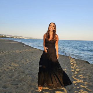 Paula Echevarría feet photo thumbnail