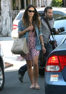 Jordana Brewster feet photo thumbnail