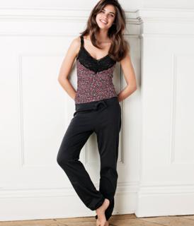 Sara Sampaio feet photo thumbnail