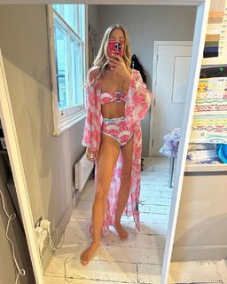 Millie Mackintosh feet photo thumbnail