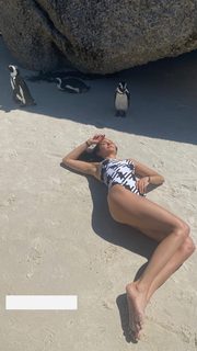 Nina Dobrev feet photo thumbnail