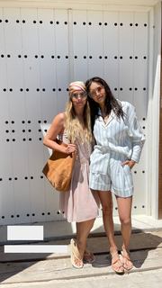 Nina Dobrev feet photo thumbnail