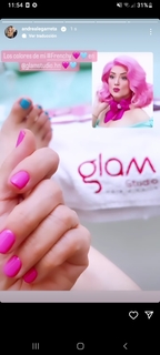 Andrea Legarreta feet photo thumbnail