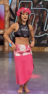 Tania Rincón feet photo thumbnail